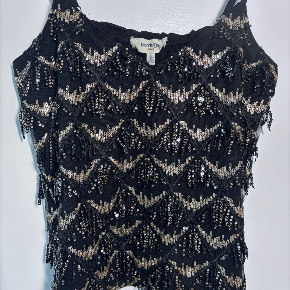 Anthropologie Porridge Black Gold Sequined Fringe V-Neck Tank Top Size Large NWT - Picture 3 of 9
